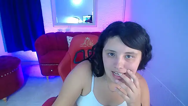 nathaly_low1 live cam on StripChat