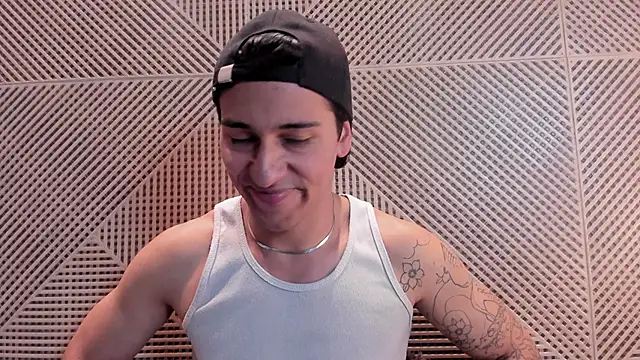 Andy_Joy_ live cam on StripChat