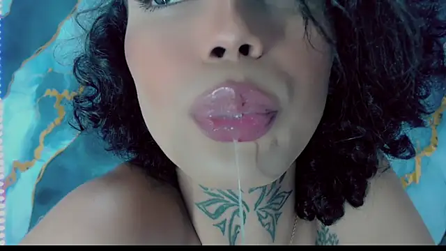 Darianna_A live cam on StripChat