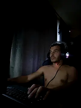 KaspaRo22 live cam on StripChat