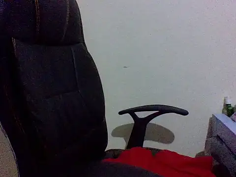 Lovey_daisy15 live cam on StripChat