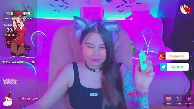 Lolisuccub live cam on StripChat