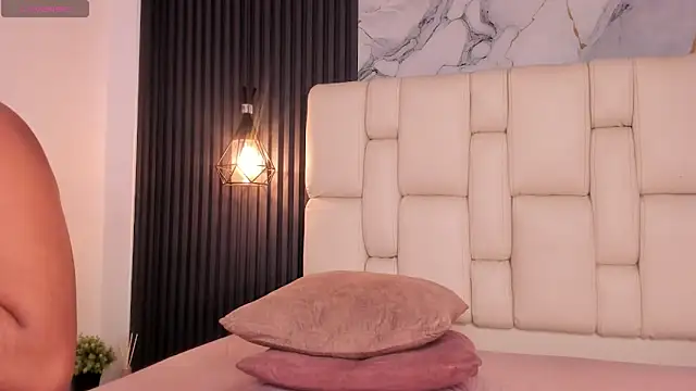 kristakinnky webcam