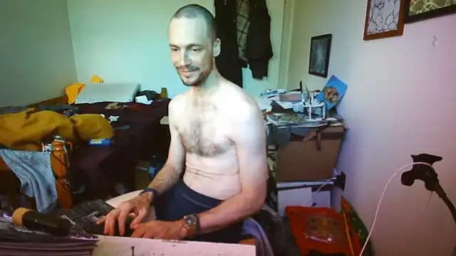 JohnnyMoves webcam