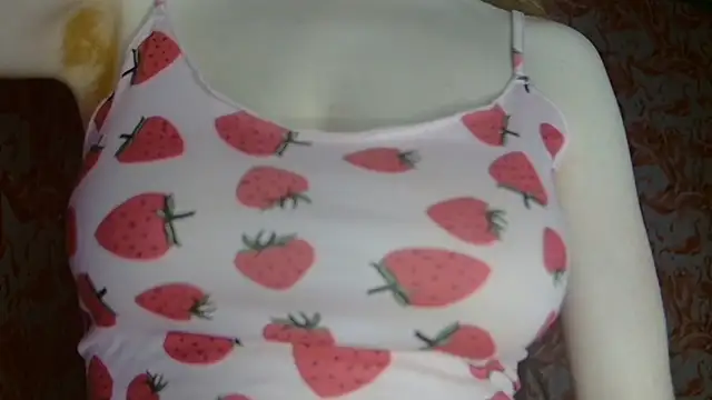 shelikessoymilk webcam