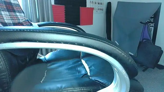 JayGantic webcam