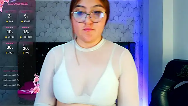 conniejames_m webcam