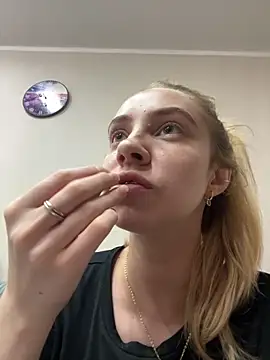 Kitty_Katrine webcam