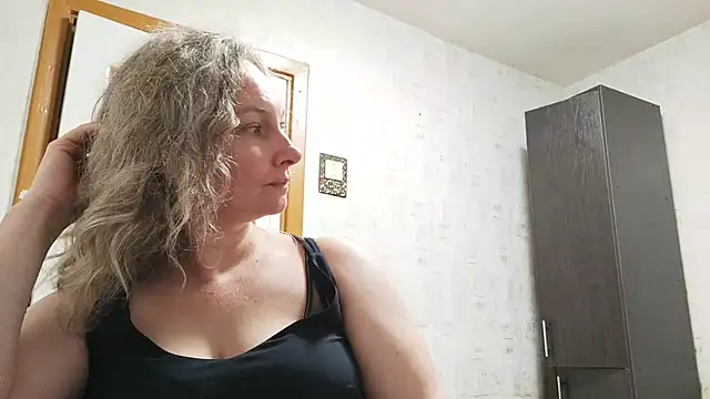 EdithManning webcam