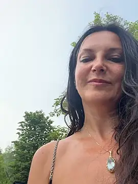 -OLYA- webcam