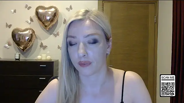 Wild_Silk_Desire webcam