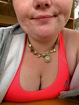 SummerHoney webcam