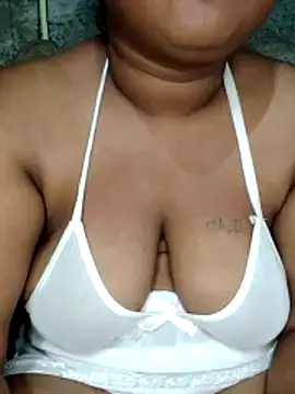 Rishwana77 webcam