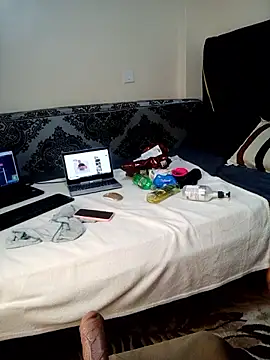 sweettshania webcam
