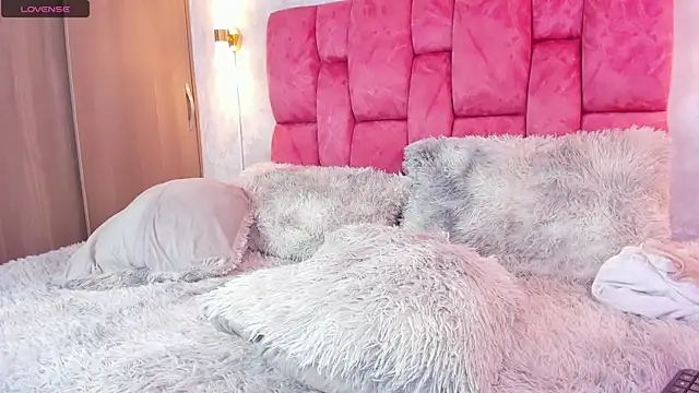 adhara_smith_ webcam