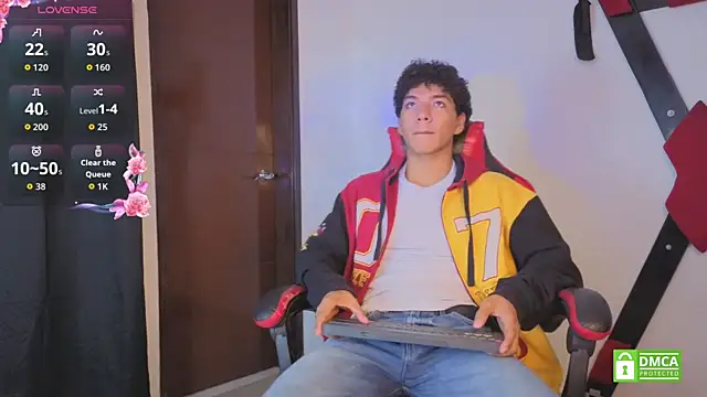 Maximiliano_Young webcam