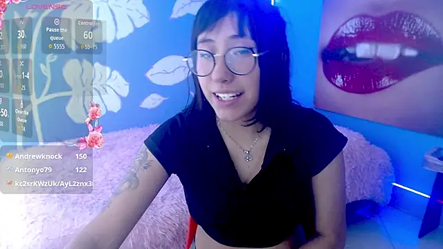 eli_doll webcam