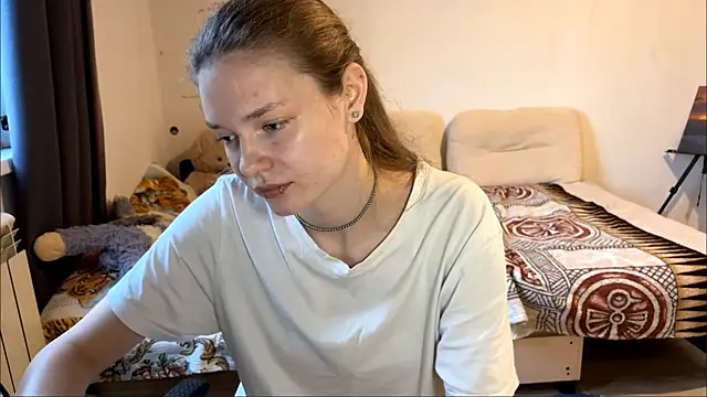 ShonaPitcherello webcam