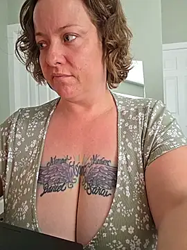 julimonroe webcam