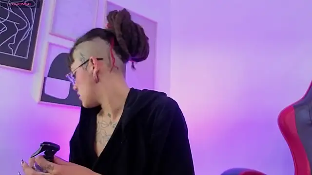 _sharlotte777 webcam