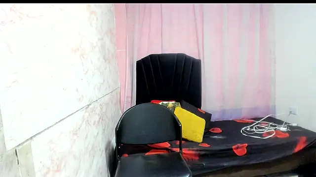 Brunette_sasha webcam