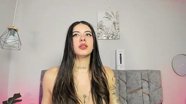 Alice_Vixen webcam