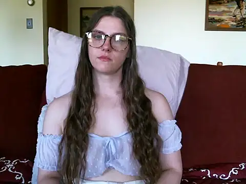katie_kitten38 webcam