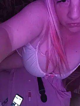 AnnStefani@xh webcam