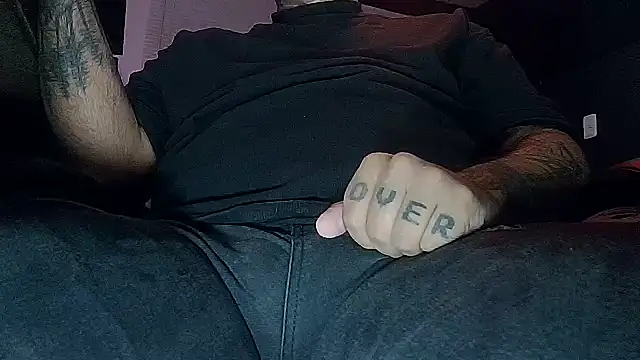 TeddyGominola_ webcam