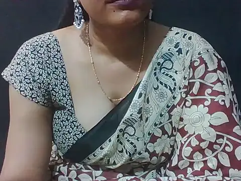 thilothama_vaishu (F young) - $ MAKE ME HAPPY $ BE MY VALENTINE