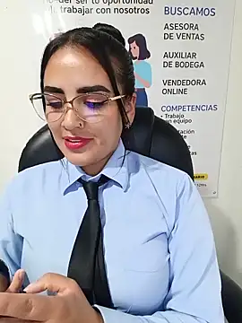 MAYE__13 live cam on StripChat