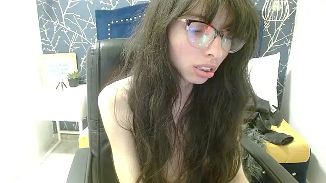 Allyshon_ live cam on StripChat
