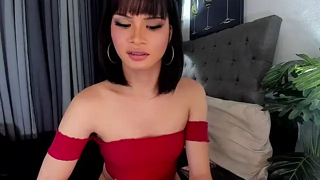 delightfulasianhugecock webcam