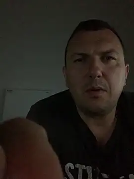 Mike8523 webcam