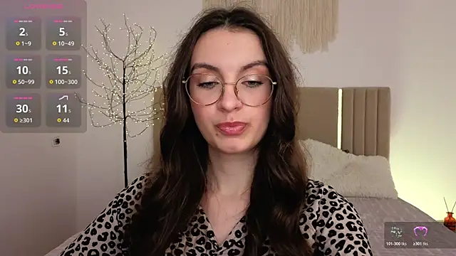 real_cutie1 - Real_cutie1's free webcam - UK Sex Cams
