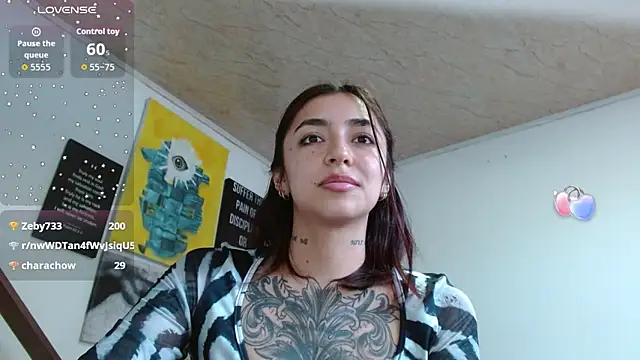 ZoeBakers_ webcam