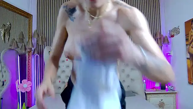PlayfulShow webcam