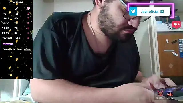 Javi_92 live cam on StripChat