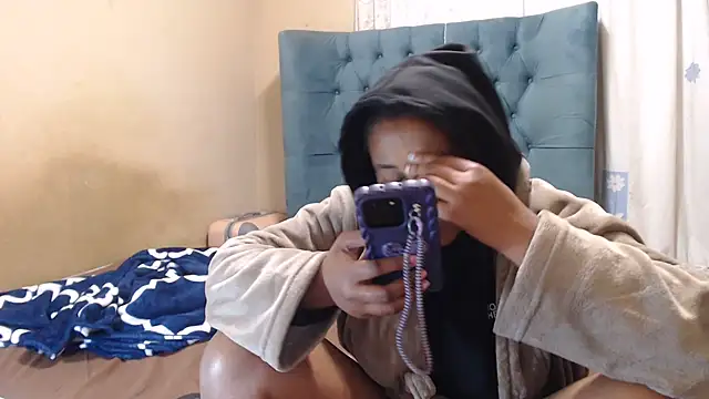 EbonyEssence webcam