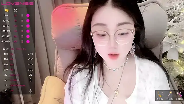 Monica-666888- webcam