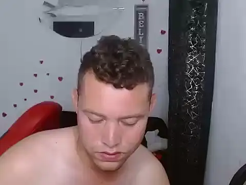 sven_fox723 webcam