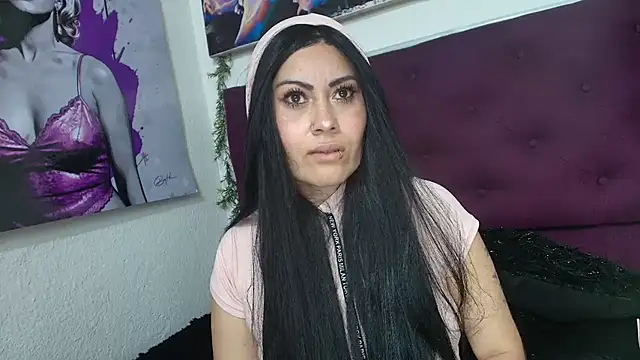 Tania_mature webcam