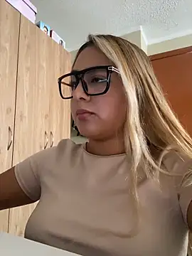 Miabonnett_ webcam