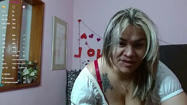 pamela_echeverria webcam