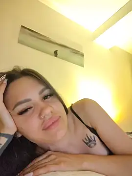 SiennaLuxexx webcam