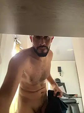 Elferjuan1310 webcam