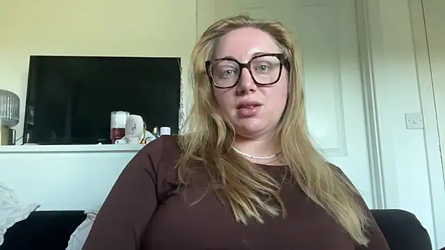 arielsweetieee webcam