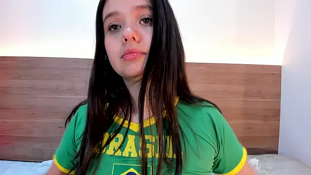 thamiina__ webcam