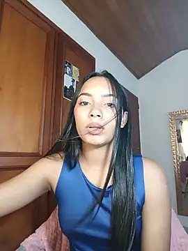 Leilaplus0s webcam