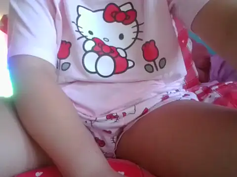RealLittleRedRidingHood webcam